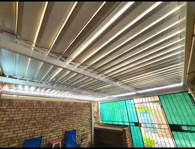 2 BEDROOM TOWNHOUSE FOR SALE IN CLARINA